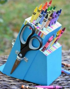 5 Inspiring DIY Knife Block Crayon Holder Crafts Ideas