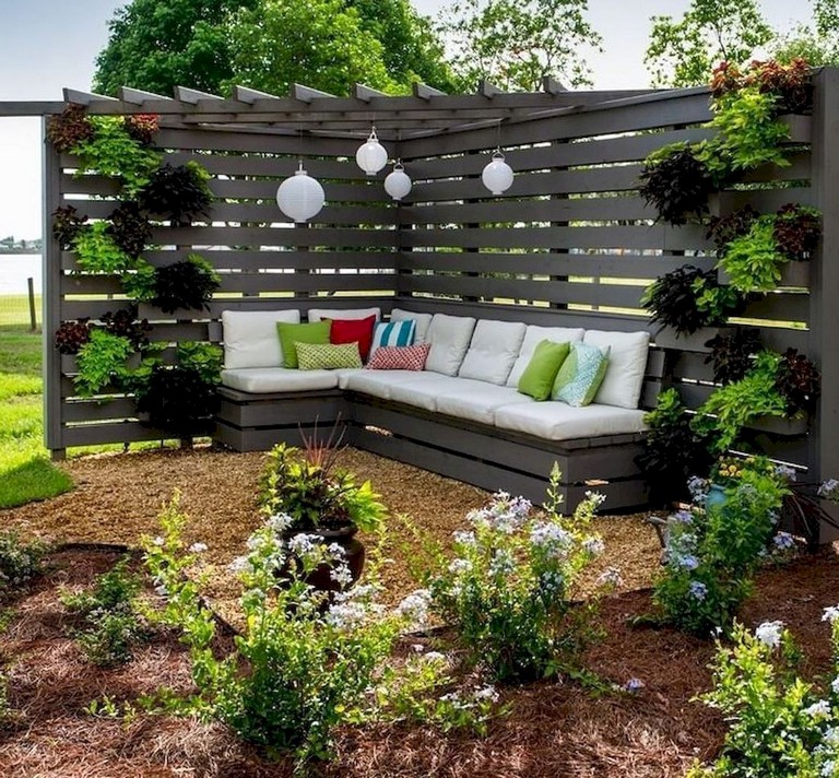 70+ Simple Cheap DIY Privacy Fence Design Ideas - Page 35 of 71