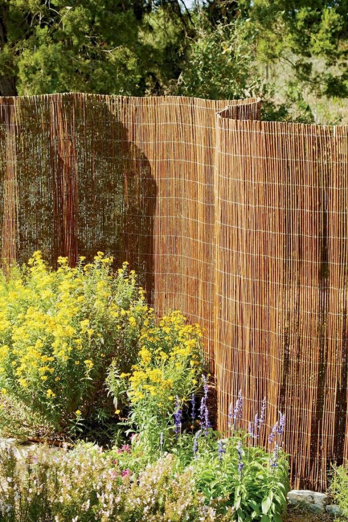 70-simple-cheap-diy-privacy-fence-design-ideas-page-63-of-71