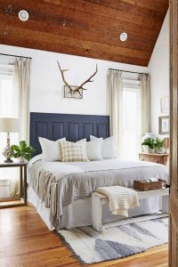 76+ Lovely Modern Farmhouse Bedroom Decor Ideas - Page 36 of 79