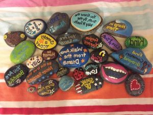 14+ Amazing Painted Rock Art Ideas with Quotes You Can Do