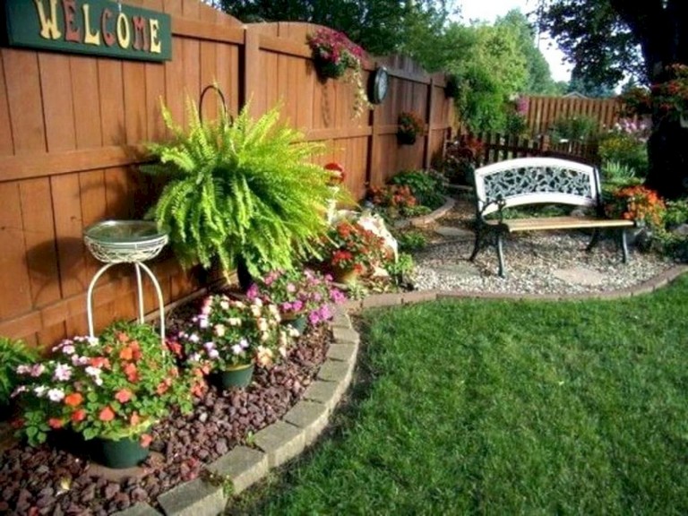 28+ Beaty Small Backyard Landscape Designs to Your Garden - Page 25 of 31
