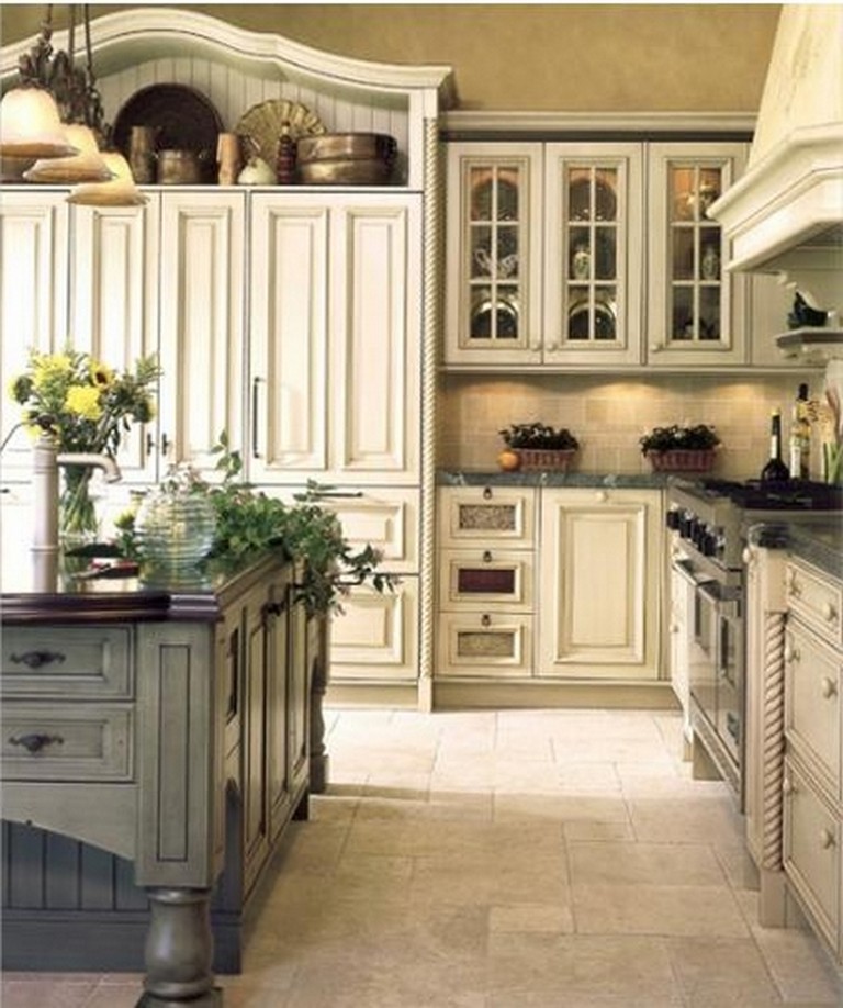 50+ Easy And Elegant Cream Colored Kitchen Cabinets Design Ideas - Page